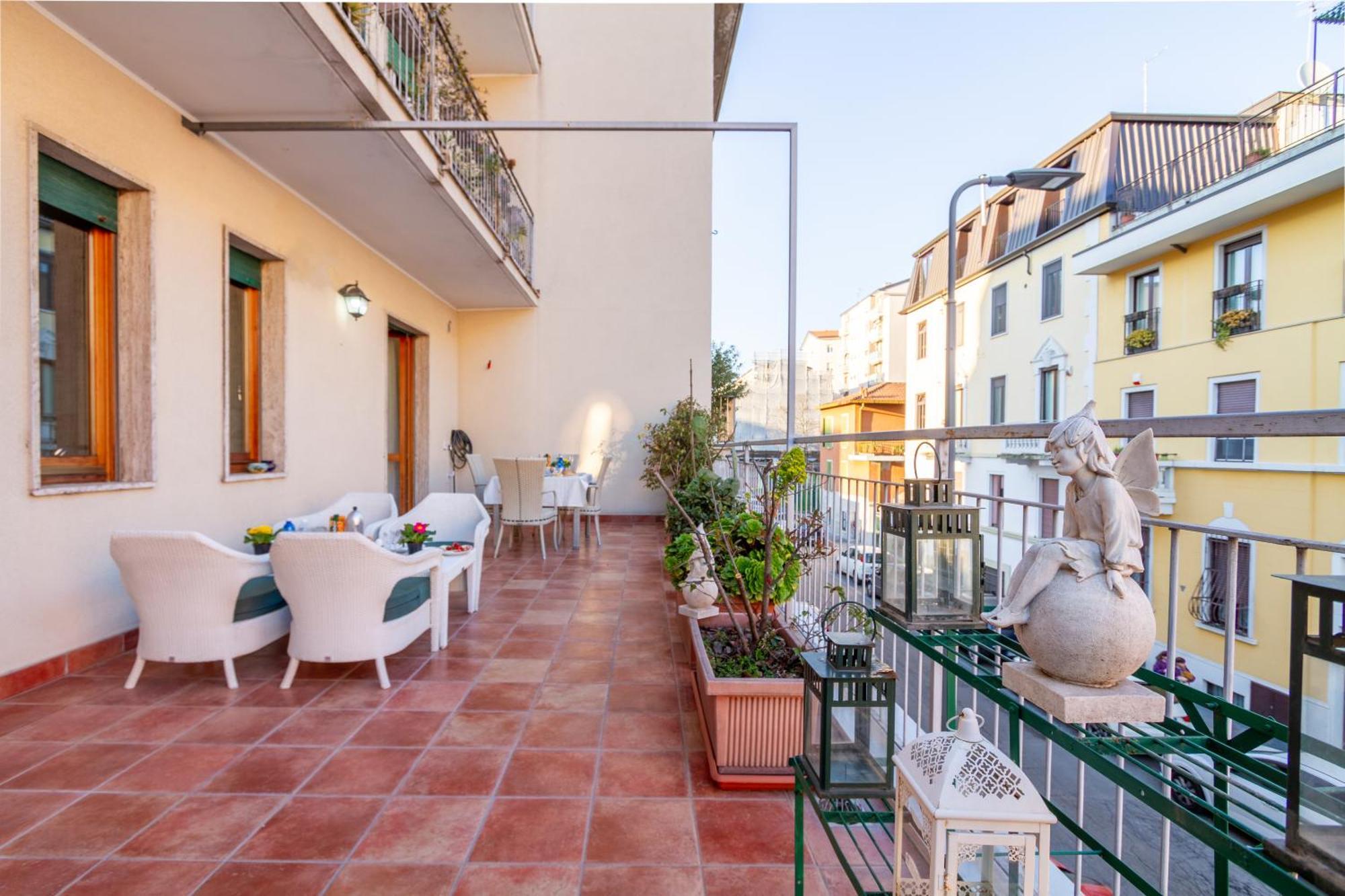Dimora Al Naviglio Hotel Milan Exterior photo